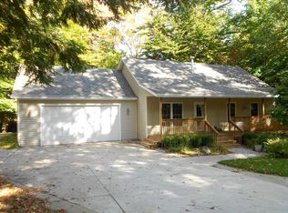 6300 Shagway Rd, Ludington, MI 49431