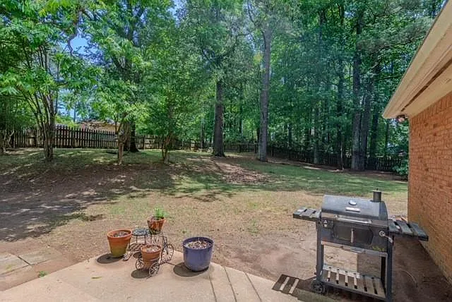 2120 Weatherstone Cir SE — Photo 19
