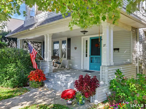 27 Washington Avenue, Danbury, CT 06810