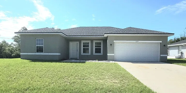 2210 SW 167th Pl — Photo 1