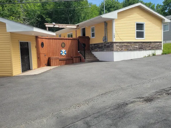 189 Hilltop Dr, Lower Sackville, NS B4C 2P6