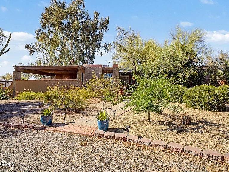 6510 E Dixileta Dr — Photo 33