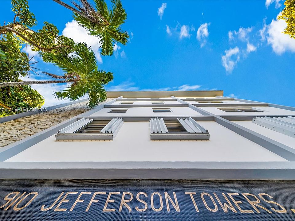 1st image of 910 Jefferson Ave APT 2A