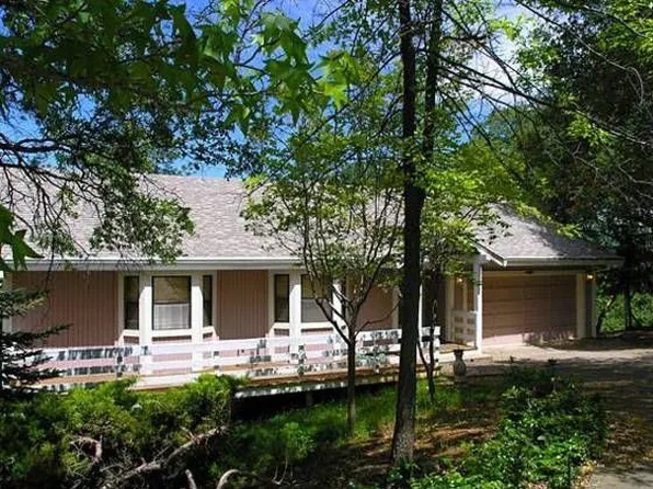19071 Hummingbird Dr, Penn Valley, CA 95946