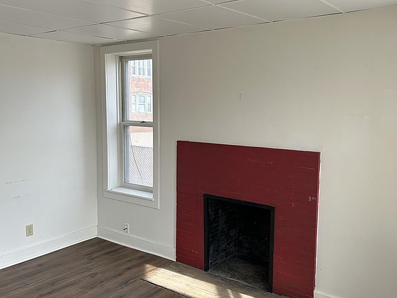 5th image of 417 E Cook St #11154805