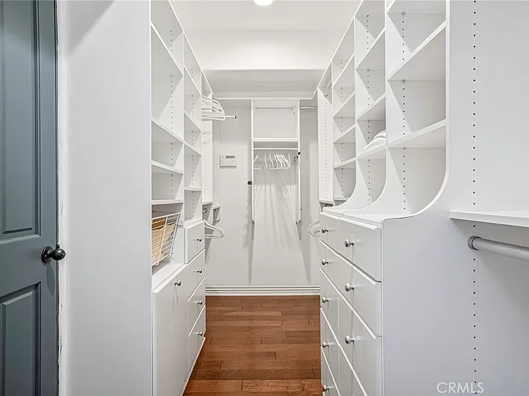 2200 Walnut Ave — Photo 29
