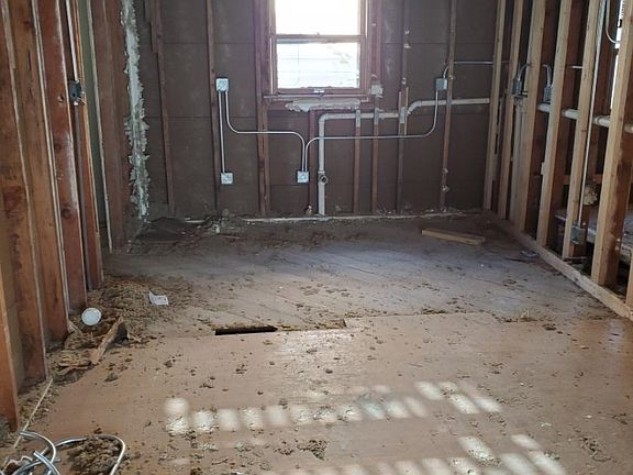 4th image of 1216-1220 18th St