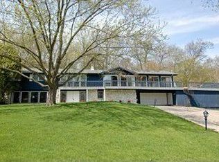 3405 S Kilkenny Dr, Crystal Lake, IL 60014