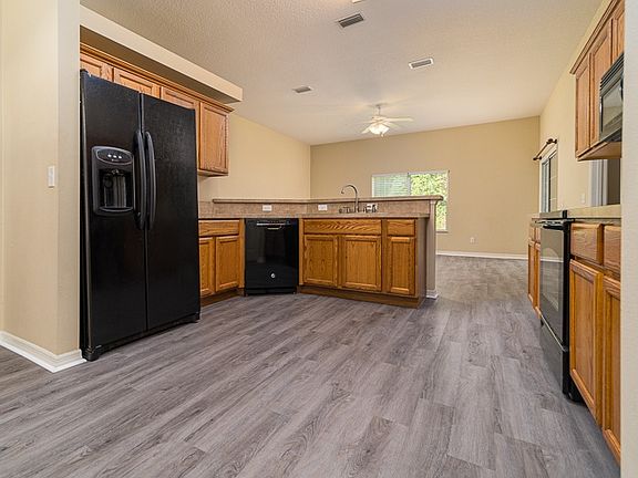 2nd image of 1049 SW Jaguar Dr