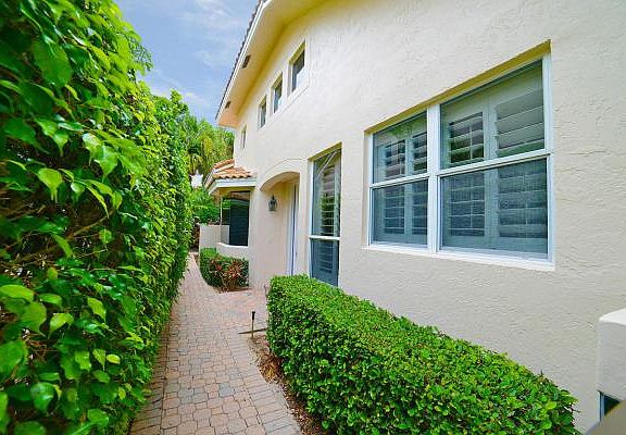 Home For Sale In Broken Sound Country Club