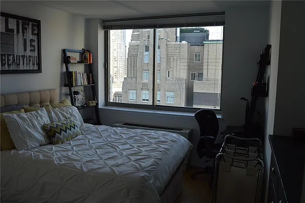 Rented by R New York | media 17