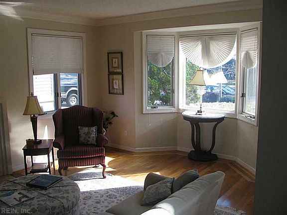 5th image of 520 Bushnell Dr
