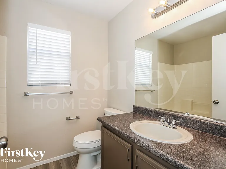 8008 Revolver Ave — Photo 17