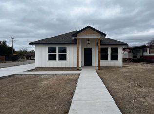 500 E Adobe St, Del Rio, TX 78840