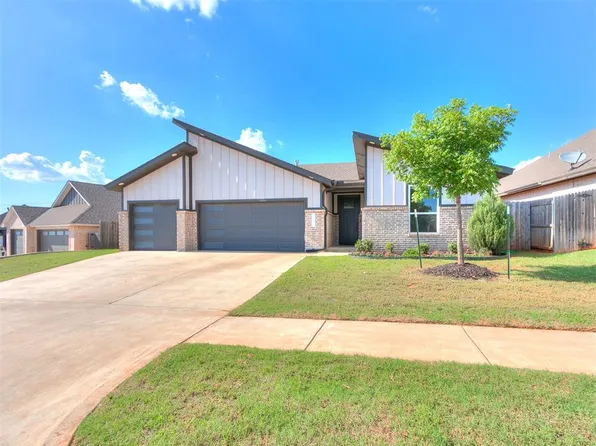 8221 NW 152nd Ter, Edmond, OK 73013