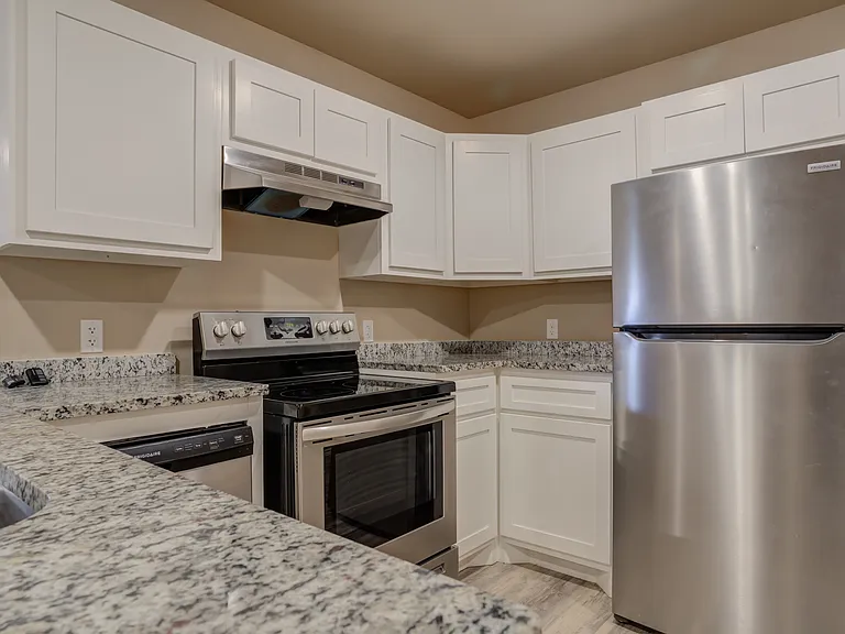 1009 Preston Trl #B — Photo 15