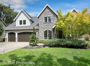 2976 Beacon Hill Dr, West Linn, OR 97068