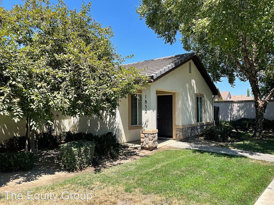 1st image of 1822 Paseo Del Lago #2976097