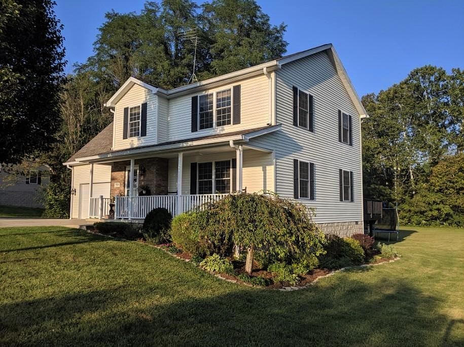 1st image of 755 N Daisy Dr