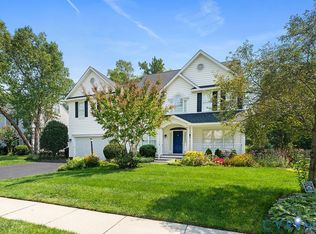 5317 Lemoore Dr, Glen Allen, VA 23059