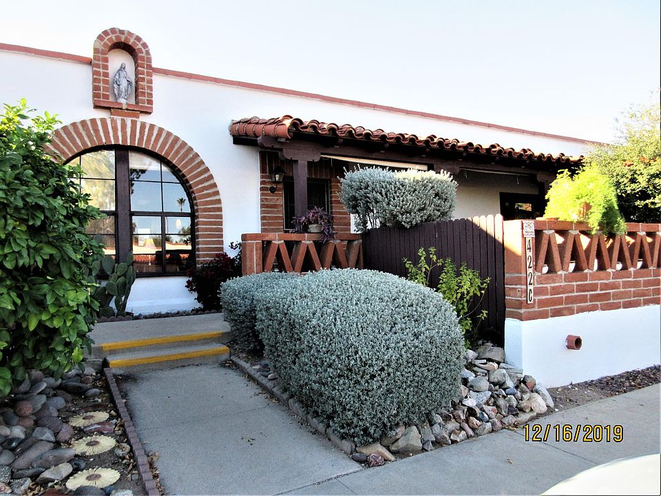 1st image of 422 S Paseo Lobo