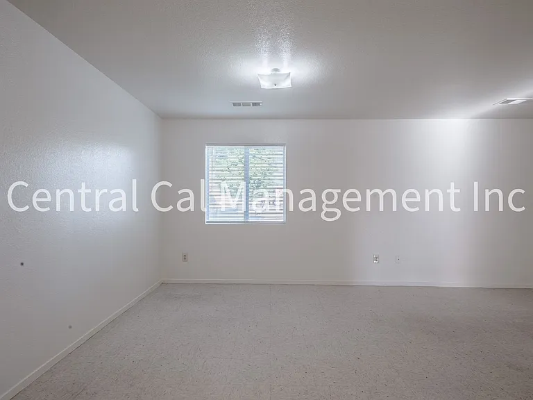 1736 Inyo St — Photo 6