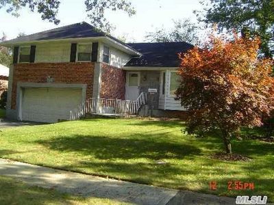 876 Pepperidge Rd, Westbury, NY, 11590
