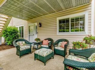 55 Fieldstone Rd #55, Bedminster, NJ 07921