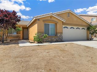 13805 Clear Valley Rd, Victorville, CA 92392