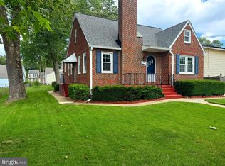 103 Sandsbury Ave, Glen Burnie, MD 21060