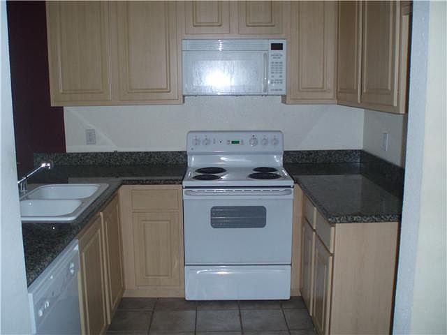 1st image of 589 N Johnson Ave Unit 203