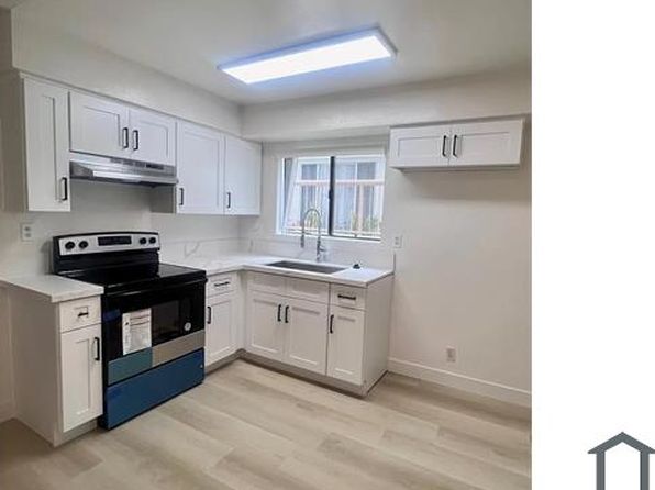 336 E Providencia Ave #103