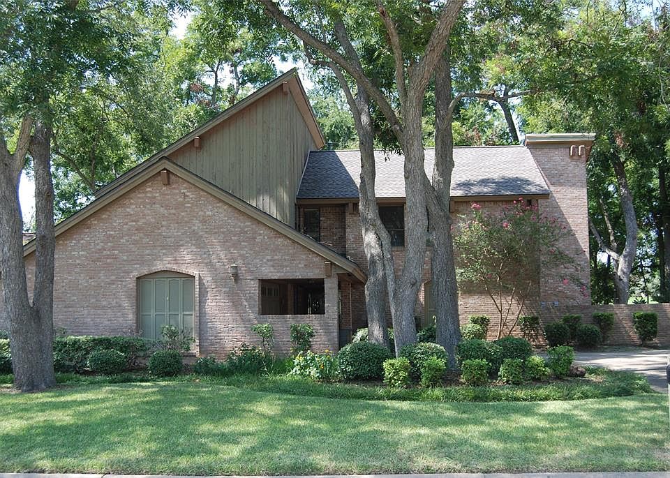 1st image of 2202 Glenn Lakes Ln