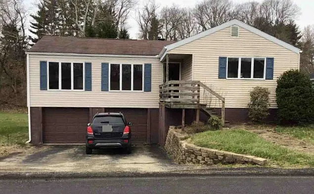 113 Township Dr photo 1