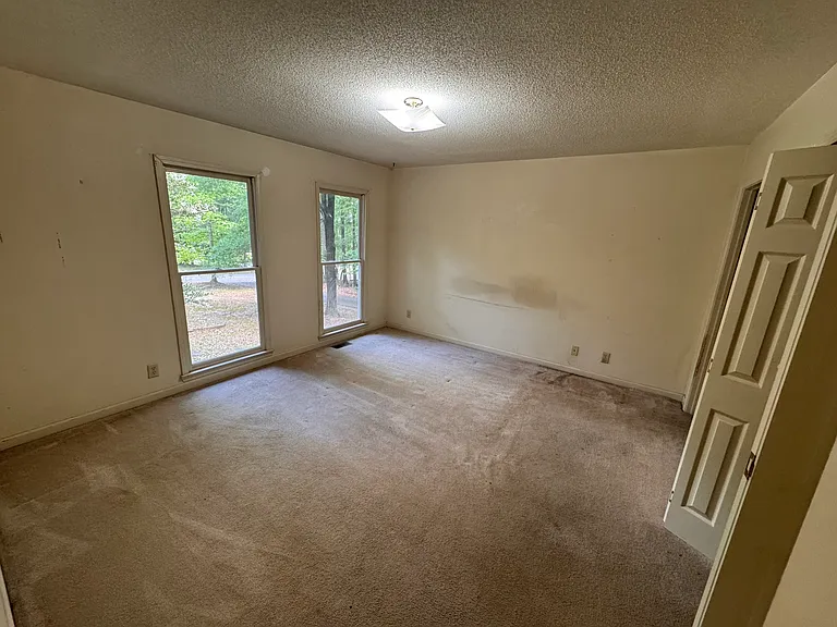 112 Oak Leaf Cir — Photo 15