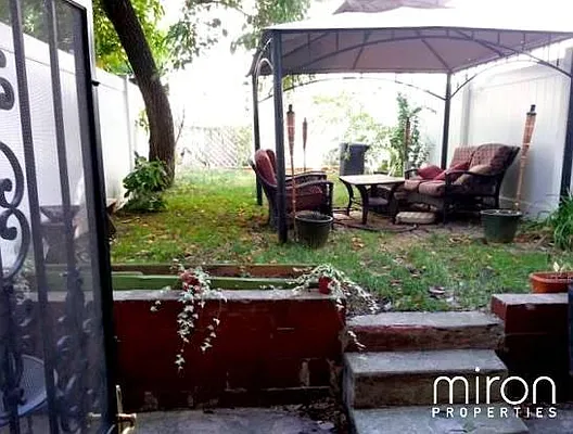 Rented by Miron Properties | media 18