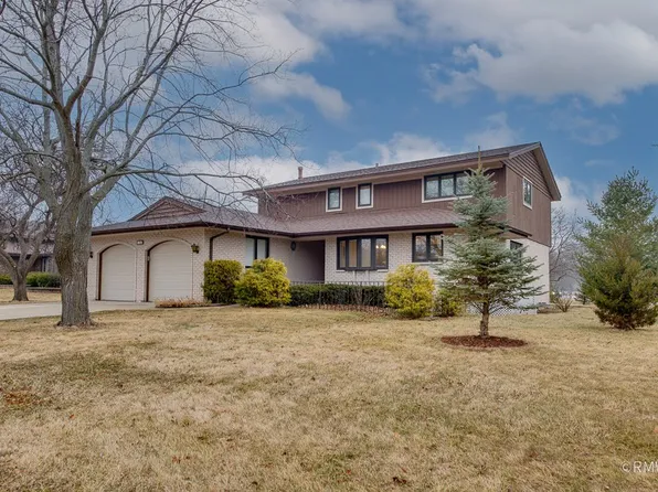 137 Haverhill Ln, Schaumburg, IL 60193