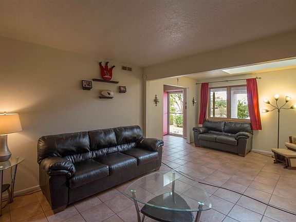 3rd image of 2712 Plazuela Serena