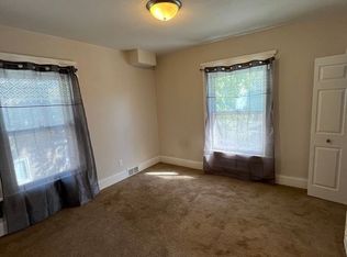 1072 27th St APT 6, Des Moines, IA 50311