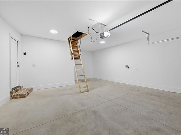 3rd image of 507 New Hope