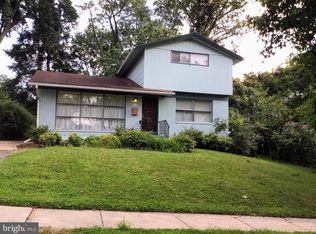 1011 Welsh Dr, Rockville, MD