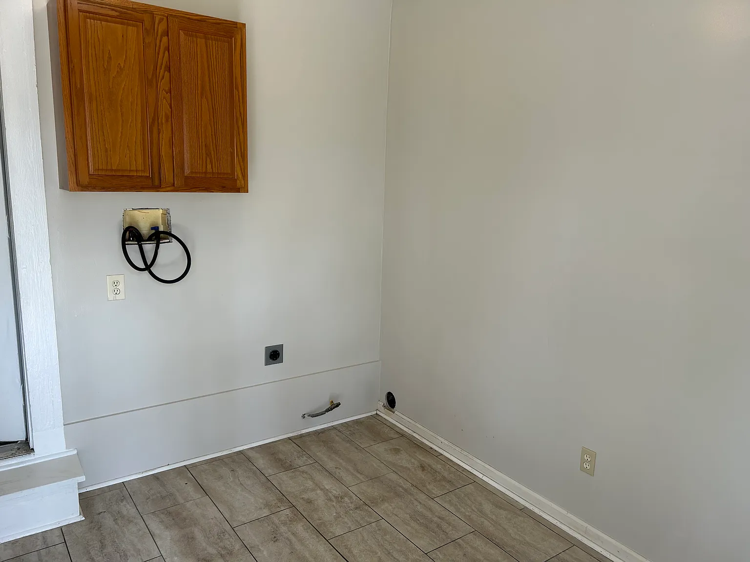 3 bed, 1117 sqft, $1,799 — Photo 3