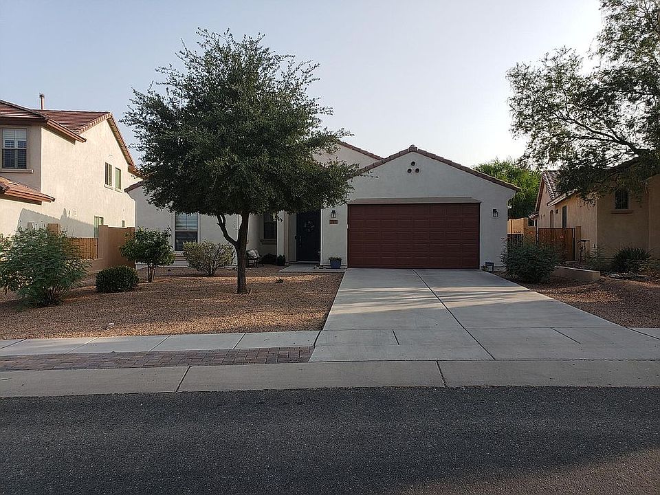 1st image of 747 W Camino Sorpresa
