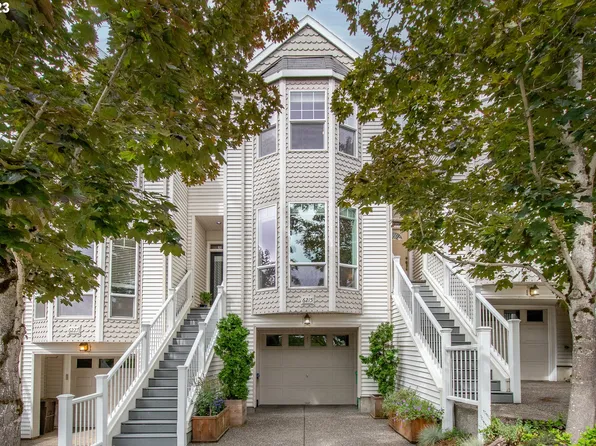 6215 SW 18th Dr, Portland, OR 97239