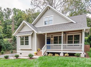 445 Governors View Rd, Asheville, NC 28805