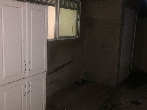 Washer/dryer hook ups in back yard