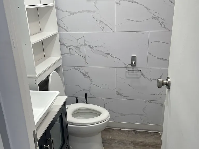 1 Crawford Pkwy #1704 — Photo 1