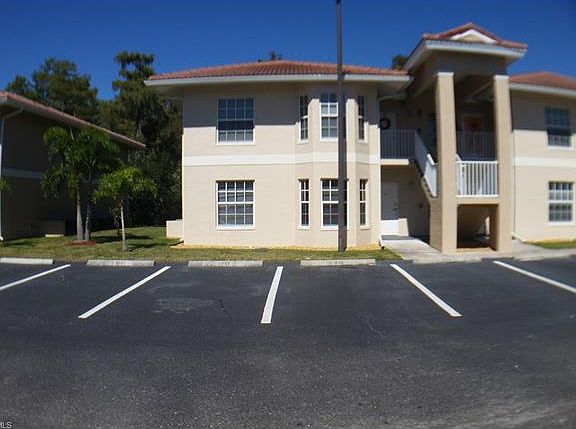 2nd image of 8461 Bernwood Cove Loop APT 301