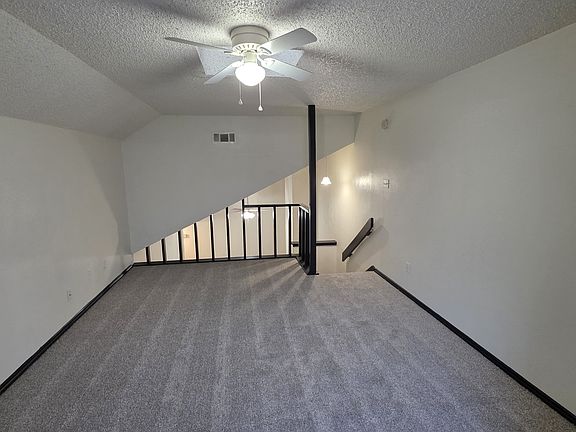 5th image of 538 E Windsor Dr