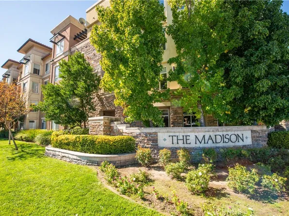 24535 Town Center Dr APT 6203, Santa Clarita, CA 91355